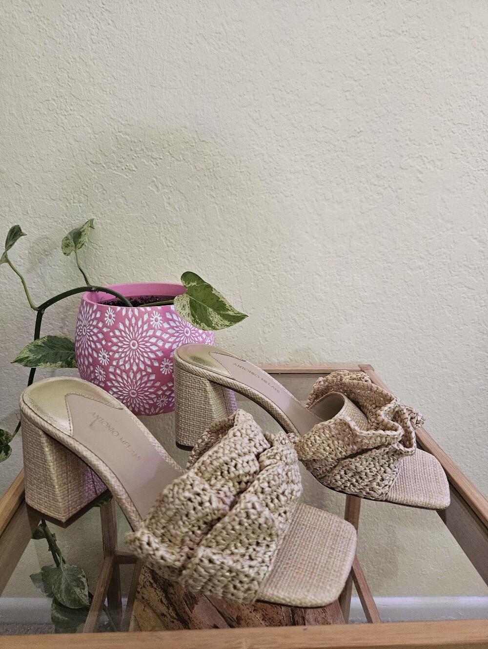 ANTONIO MELANI rafia ruffle platform mules. Natural Woven Block Heel Mules Sz 6